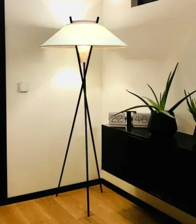 Lampadaire Elegant Design