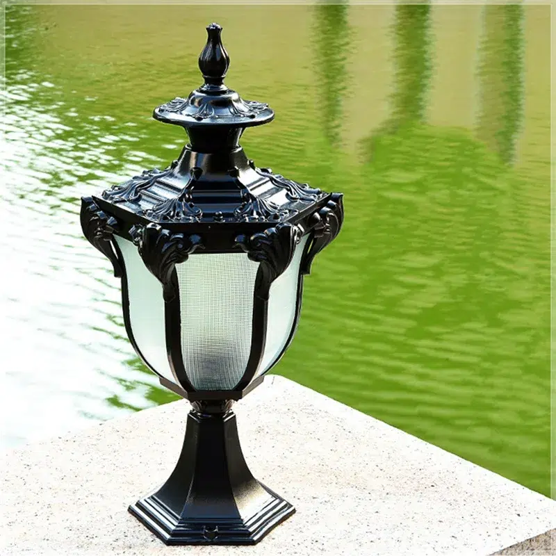 Lampe Extérieur Ancienne